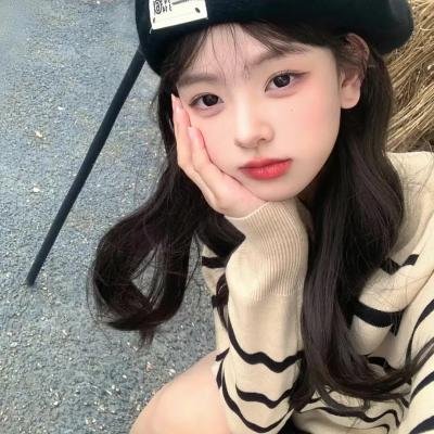 九个学生的短片