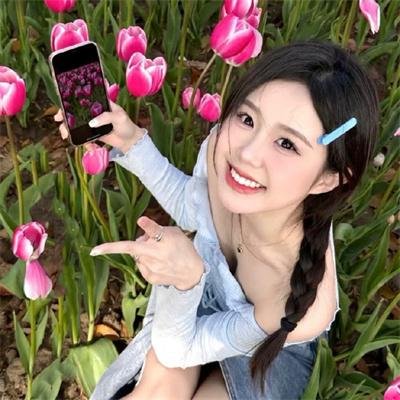 抓着彩虹的男人